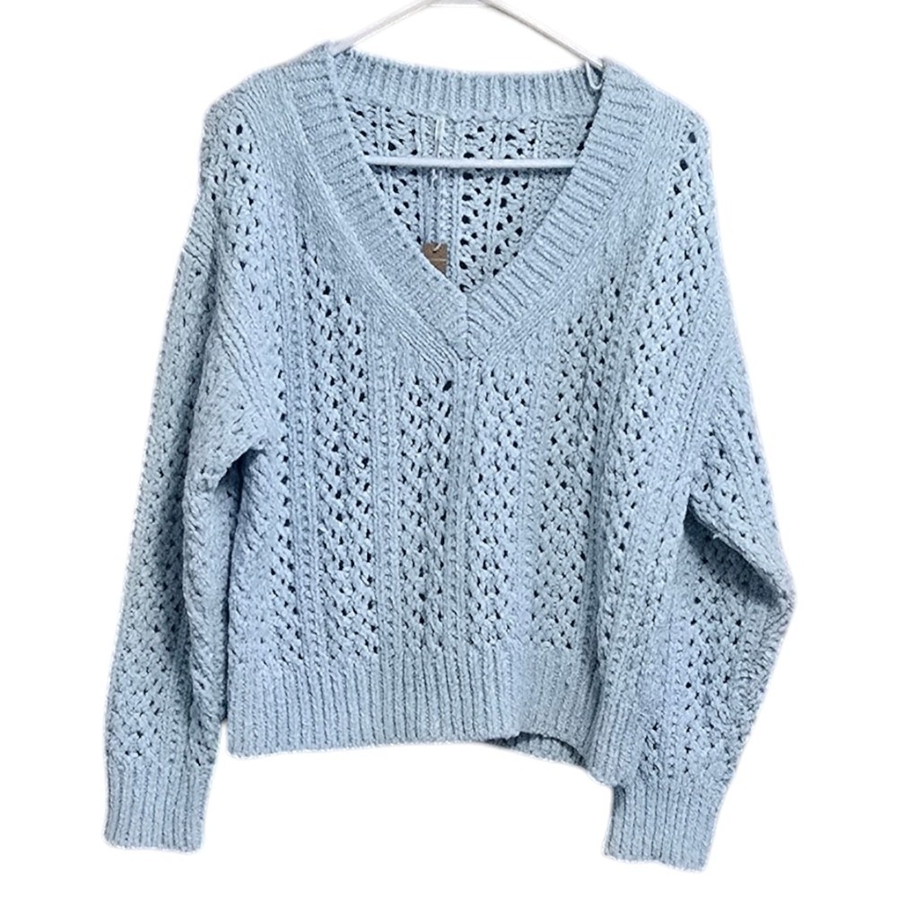 Hello Nite Whisper Blue Open Knit V Neck Long Sleeve Sweater Medium
